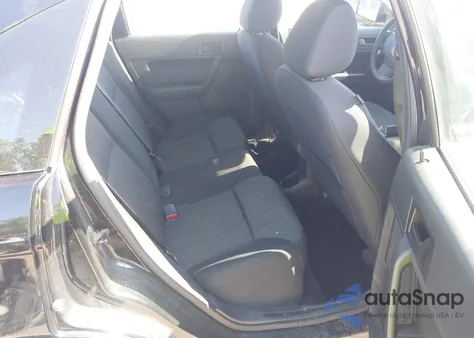 2011 Ford Focus Se z USA, uszkodzony, nr VIN 1FAHP3FN3BW161712